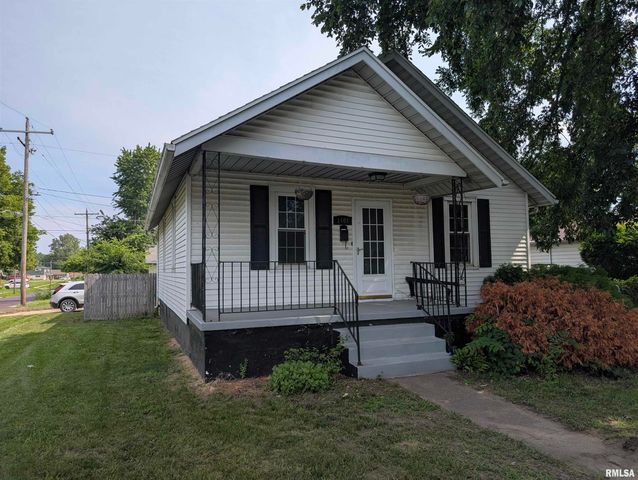 1401 MARKET Street, Pekin, IL 61554