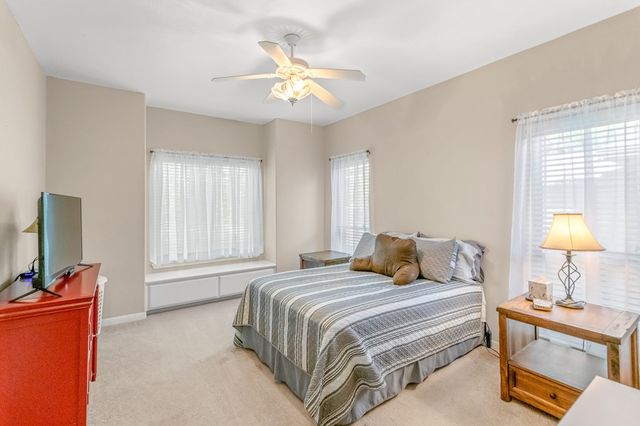 225 Los Cedros Loop, Kerrville, TX 78028