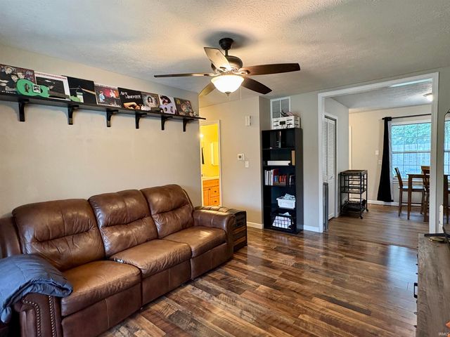 2207 Vancouver Drive, Lafayette, IN 47905