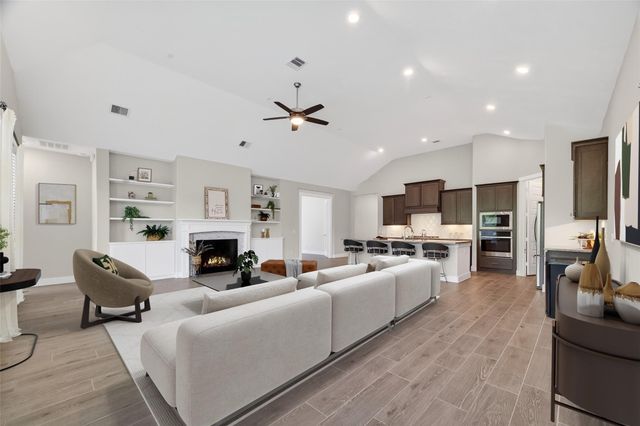 3415 Mckinney Ridge Drive, Houston, TX 77059