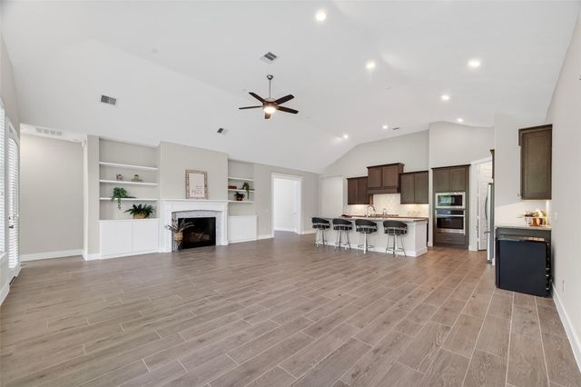 3415 Mckinney Ridge Drive, Houston, TX 77059