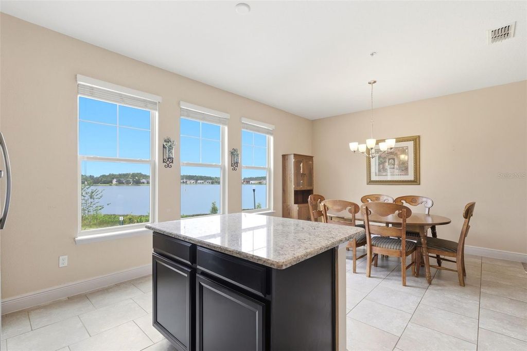 Image 19 of property listing at 10558 GREEN IVY LANE, Orlando, FL 32832