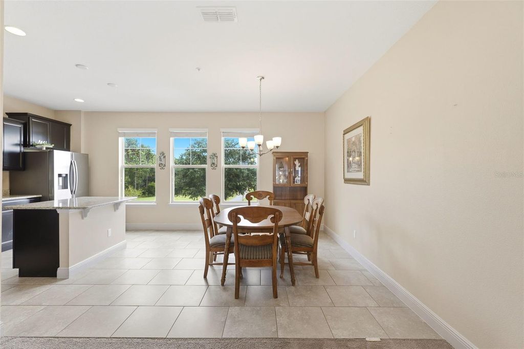 Image 24 of property listing at 10558 GREEN IVY LANE, Orlando, FL 32832