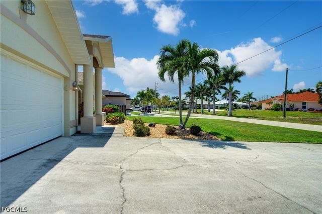 4337 SW 21st PL, Cape Coral, FL 33914