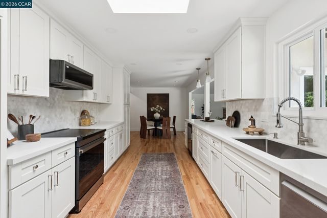3440 Perada Dr, Walnut Creek, CA 94598
