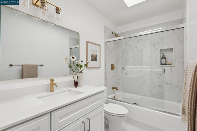 3440 Perada Dr, Walnut Creek, CA 94598