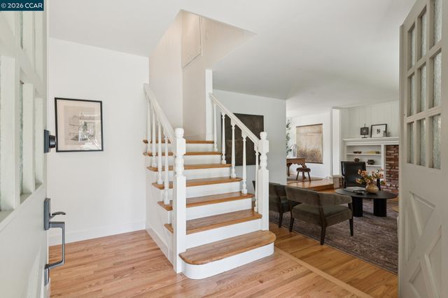 3440 Perada Dr, Walnut Creek, CA 94598