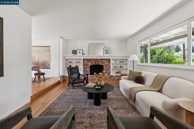 3440 Perada Dr, Walnut Creek, CA 94598