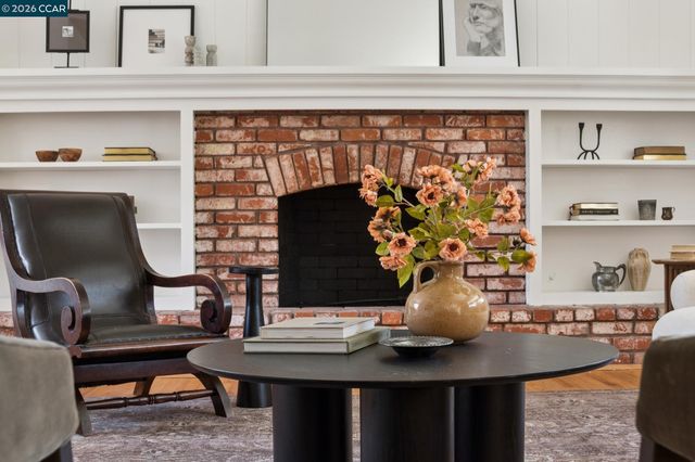 3440 Perada Dr, Walnut Creek, CA 94598