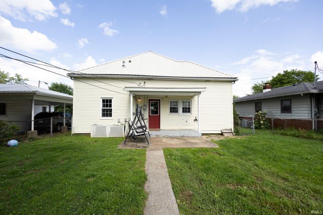 1011 S First Street, Boonville, IN 47601