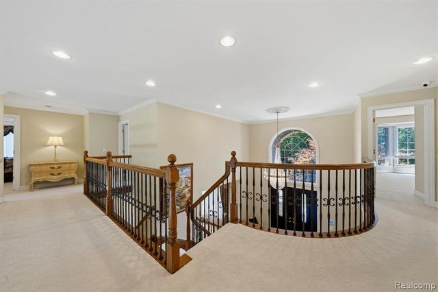 187 Greenan Lane, Lake Orion, MI 48362