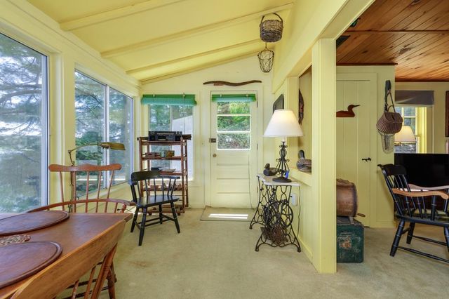 249 North Road, Deerfield, NH 03037