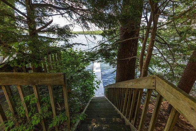 249 North Road, Deerfield, NH 03037