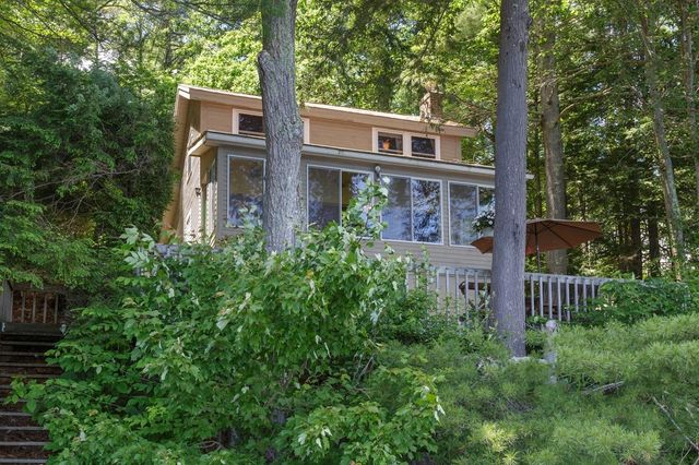249 North Road, Deerfield, NH 03037