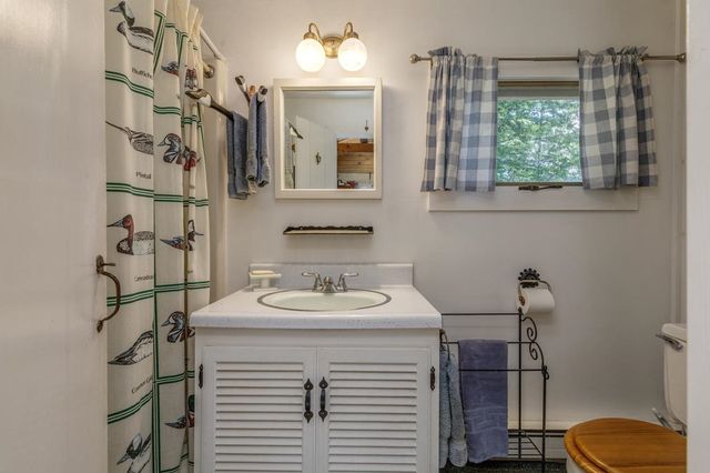 249 North Road, Deerfield, NH 03037