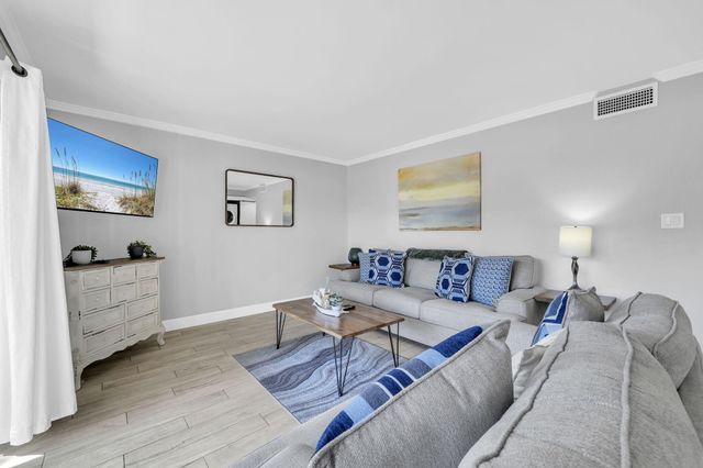 146 Sandpiper Bay UNIT 2A, Miramar Beach, FL 32550