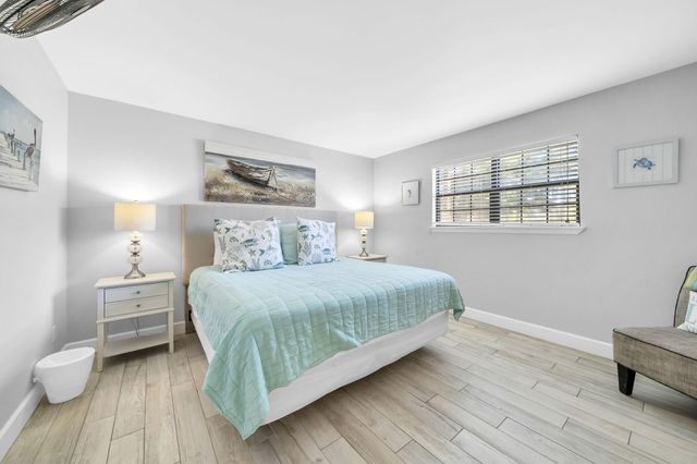 146 Sandpiper Bay UNIT 2A, Miramar Beach, FL 32550