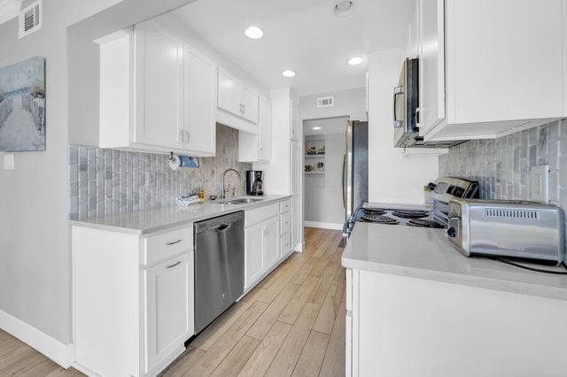 146 Sandpiper Bay UNIT 2A, Miramar Beach, FL 32550