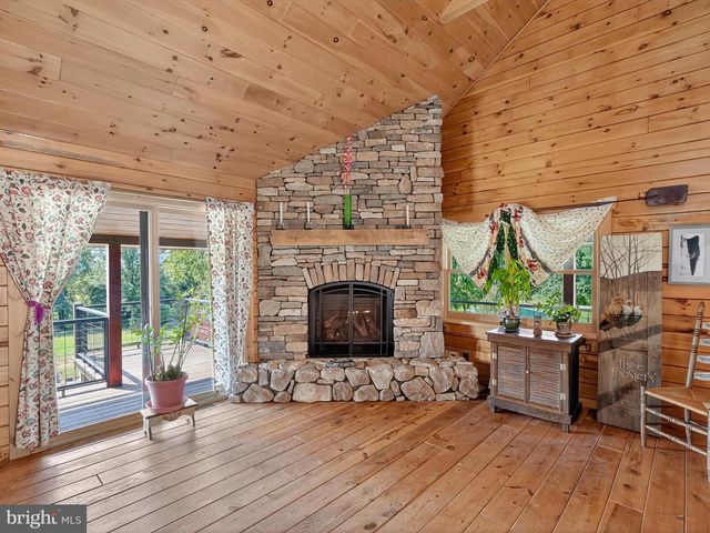 975 COLD SPRINGS RD, Elizabethtown, PA 17022