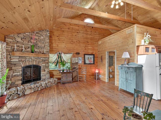 975 COLD SPRINGS RD, Elizabethtown, PA 17022