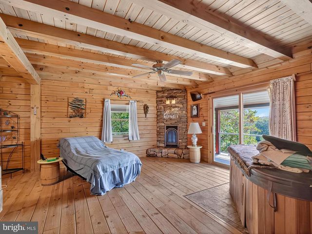 975 COLD SPRINGS RD, Elizabethtown, PA 17022