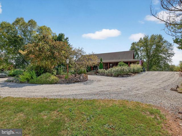 975 COLD SPRINGS RD, Elizabethtown, PA 17022