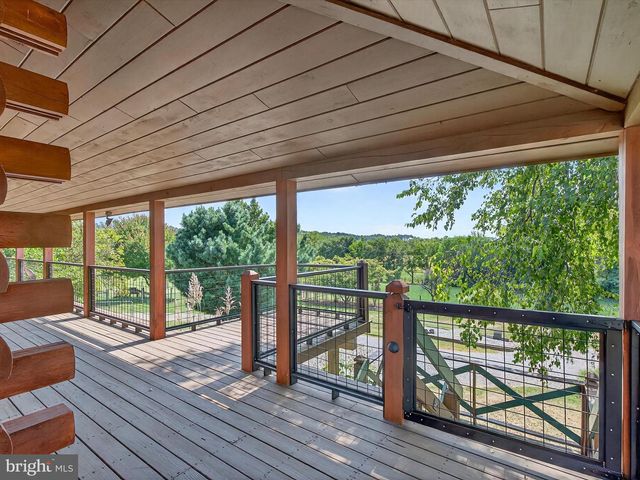 975 COLD SPRINGS RD, Elizabethtown, PA 17022