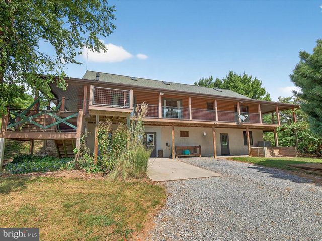 975 COLD SPRINGS RD, Elizabethtown, PA 17022