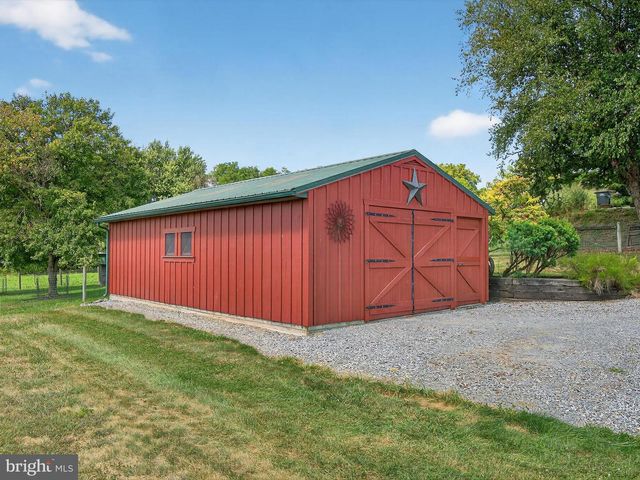 975 COLD SPRINGS RD, Elizabethtown, PA 17022