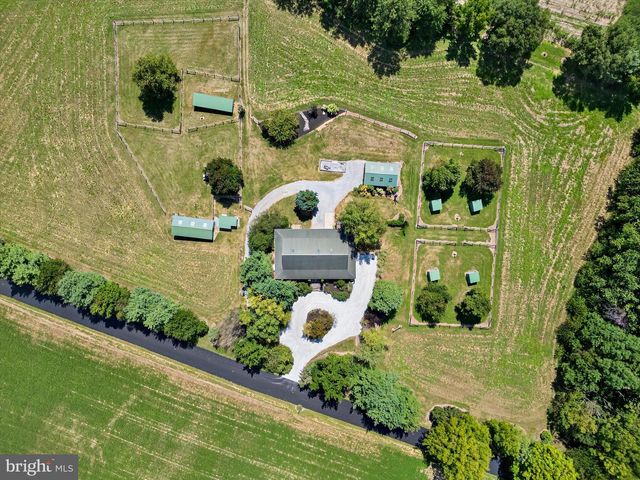 975 COLD SPRINGS RD, Elizabethtown, PA 17022