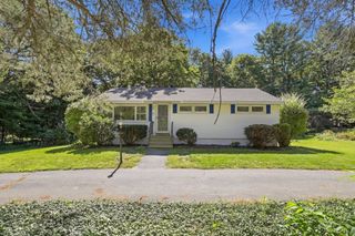 75 Proctor Road, Chelmsford, MA 01824