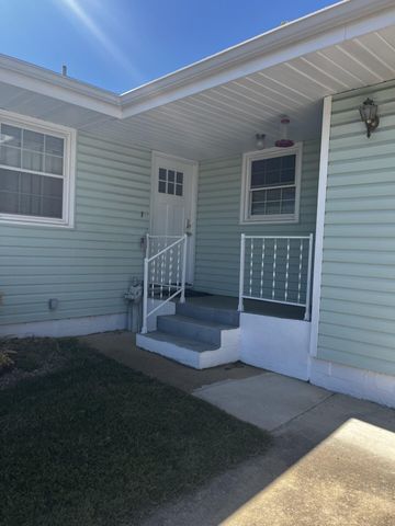 10 Bluebird Drive, Kimberling City, MO 65686