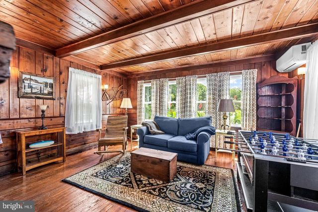 668 CRAWFORD RD, Cape May, NJ 08204