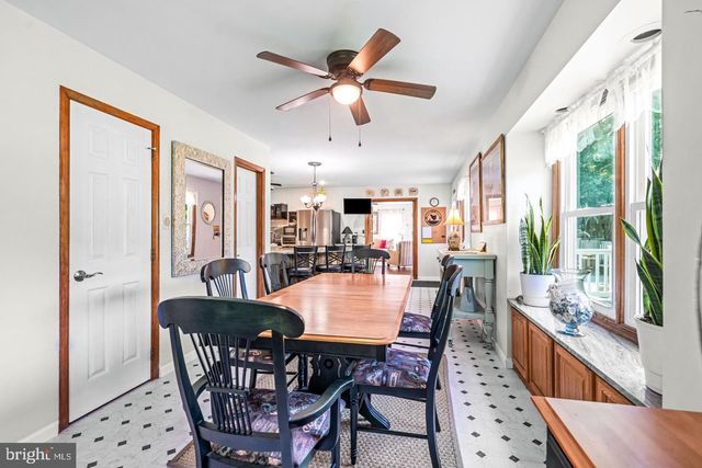 668 CRAWFORD RD, Cape May, NJ 08204