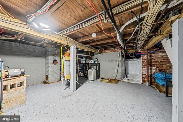 668 CRAWFORD RD, Cape May, NJ 08204