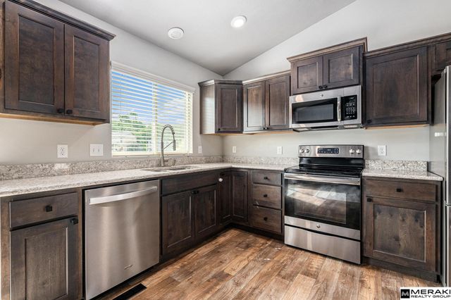 7504 N 139 Avenue, Omaha, NE 68142