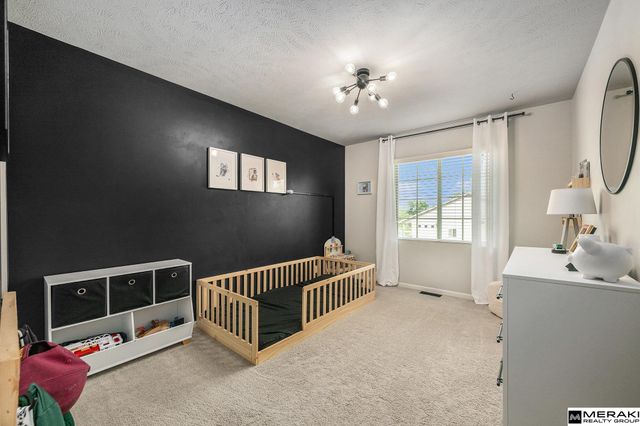 7504 N 139 Avenue, Omaha, NE 68142