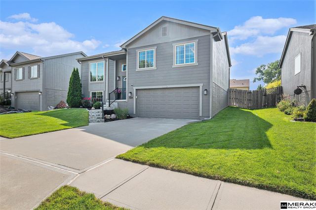7504 N 139 Avenue, Omaha, NE 68142