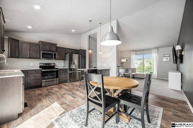 7504 N 139 Avenue, Omaha, NE 68142