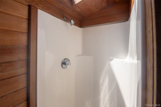 180 Cottage Walk, Ocean Beach, NY 11770