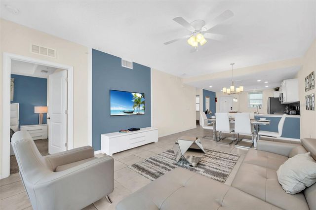 4721 CLOCK TOWER DRIVE 304, Kissimmee, FL 34746
