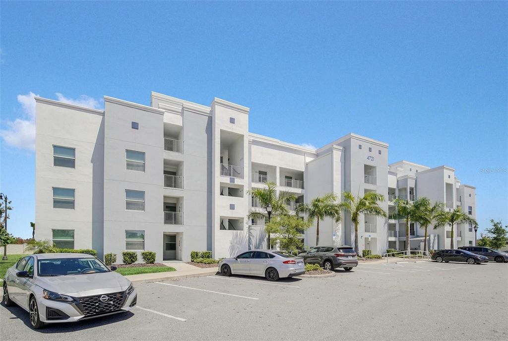 4721 CLOCK TOWER DRIVE 304, Kissimmee, FL 34746