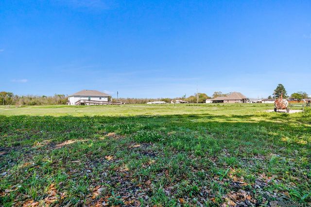 32533 La Hwy 642, Paulina, LA 70763