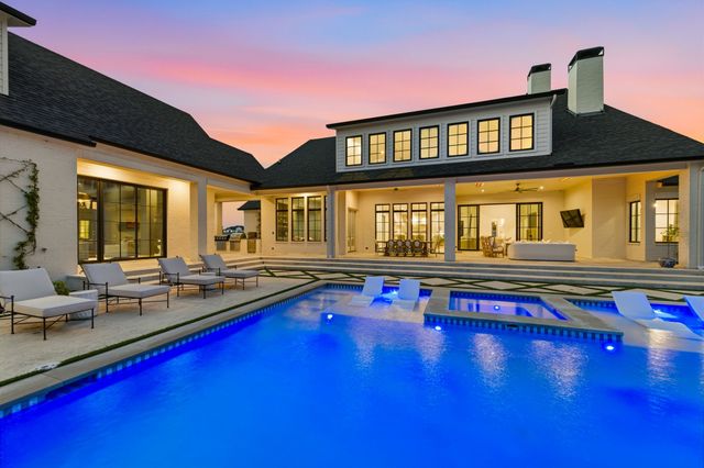 215 Sunset Point Trail, Heath, TX 75032