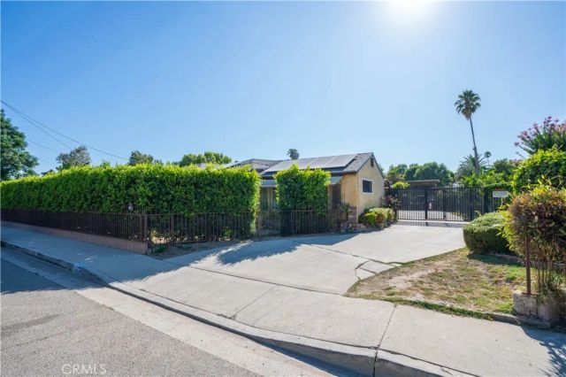 7645 Wilbur Avenue, Reseda, CA 91335