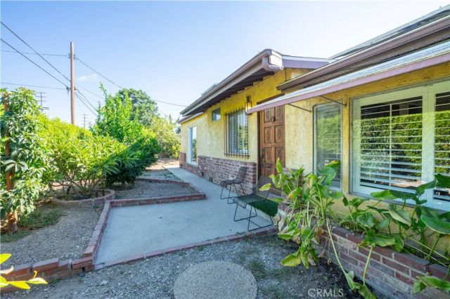 7645 Wilbur Avenue, Reseda, CA 91335