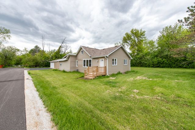 40510 N Marcus Street, Antioch, IL 60002