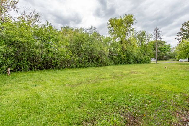 40510 N Marcus Street, Antioch, IL 60002