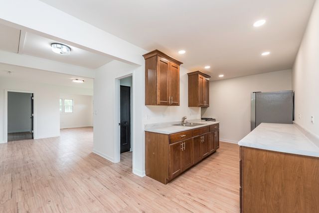 40510 N Marcus Street, Antioch, IL 60002