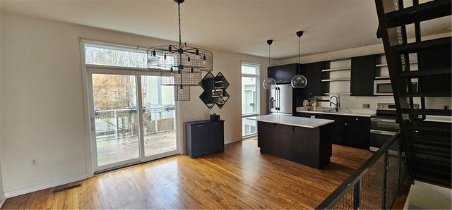 1345 Stirling Court NW, Atlanta, GA 30318
